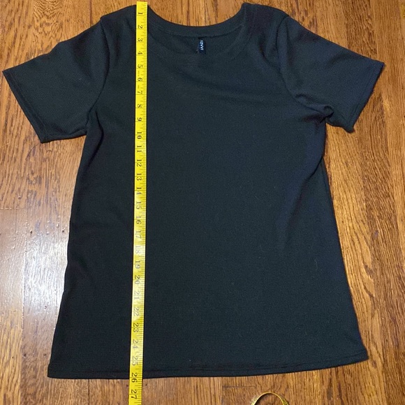 SAVVI Medium Black Crew Neck Thermal SALT T-Shirt - Picture 8 of 11